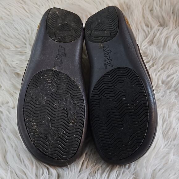 ALEGRIA Women’s By PG Lite Kel-433 Brown Embossed Leather Slip On Shoes - Picture 5 of 7